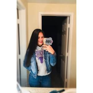 Meet your Posher, Gaby